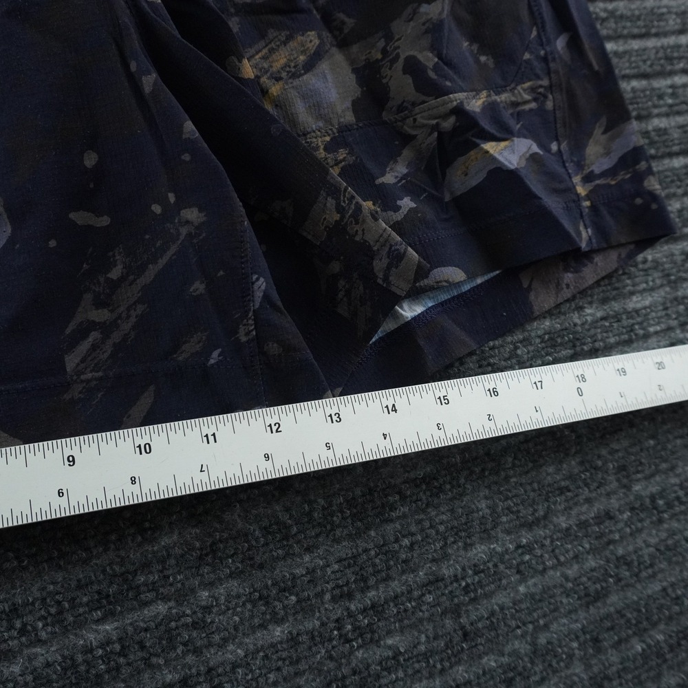 Lululemon Athletic Shorts Mens L Navy Abstract Camo Print Drawstring Pockets - Picture 7 of 11